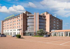 Record Hotel