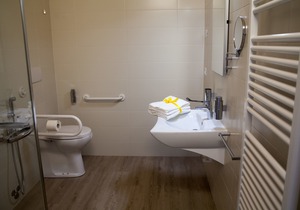Terra Ferma Rooms & More