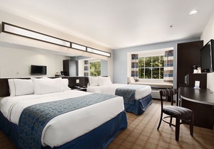 Microtel Inn & Suites by Wyndham Waynesburg