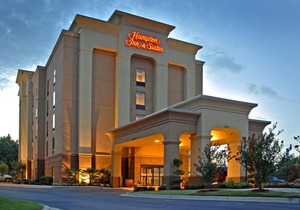 Hampton Inn & Suites Atlanta-Six Flags