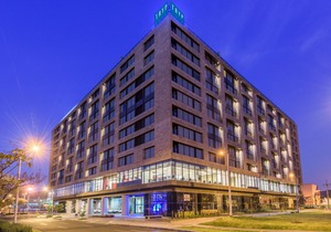 Tryp by Wyndham Bogota Embajada