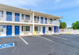 Motel 6-Redding, CA - Central