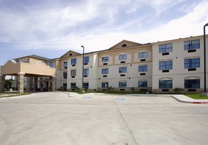 Best Western Plus Burleson Inn & Suites