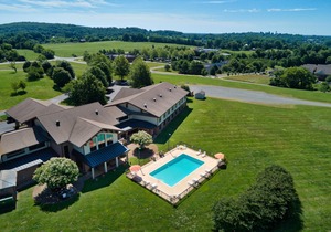 Round Hill Inn