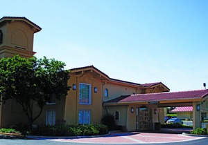 La Quinta Inn by Wyndham Kansas City Lenexa
