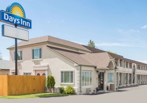 Days Inn by Wyndham Kimball