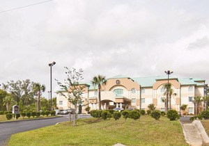 Best Western Plus Blue Angel Inn