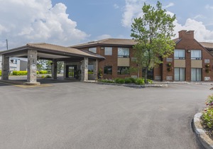 Comfort Inn Levis