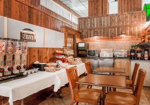 Ramada by Wyndham Ely