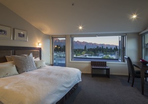 Shotover Penthouse by Staysouth