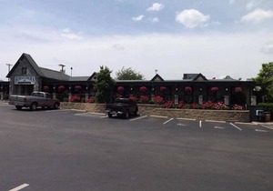 Days Inn & Suites by Wyndham Lexington