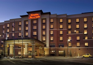 Hampton Inn & Suites Denver Airport / Gateway Park