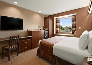 Microtel Inn & Suites by Wyndham Wheeling at Highlands