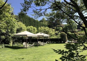 Red's Redaelli Hotel