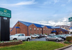 Quality Inn & Suites Columbia I-70