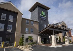 Holiday Inn Express & Suites - Locust Grove, an Ihg Hotel