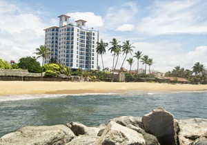 Global Towers Hotel & Apartments Colombo