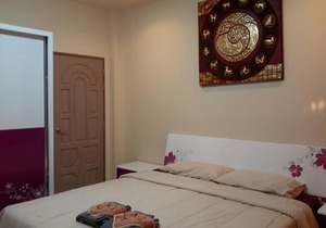 Donchai House