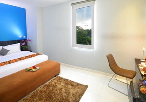 J Hotel - Bandara Soekarno Hatta
