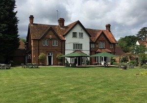 The Olde Bell