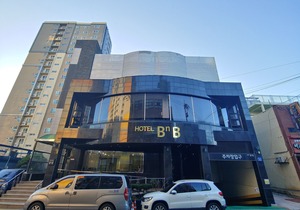 Gallery Hotel Bnb
