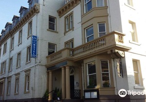 George and Abbotsford Hotel