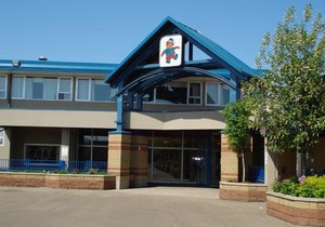 Travelodge by Wyndham Edmonton East