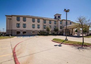 Clarion Inn & Suites Weatherford South