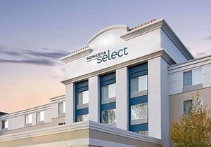 3-Star Hotel ∙ Sonesta Select Seattle Renton