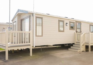 3 bedroom accommodation in Towyn, Conwy
