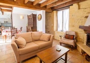 Gite Saint-Julien-de-Lampon, 2 bedrooms, 4 persons