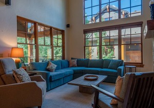 The Timbers 4O-2 Bedroom - Upscale Condo Close to Downtown Ketchum