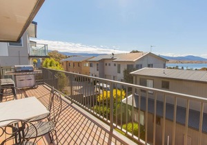 Boronia - 4/30 Nettin Circuit