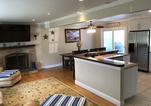 Montauk Beach House Walking Dist to Private Beach and Montauk Harbor