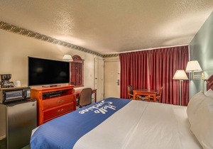 Days Inn by Wyndham Socorro