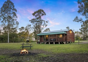 Self contained country cottage set on 40 acres