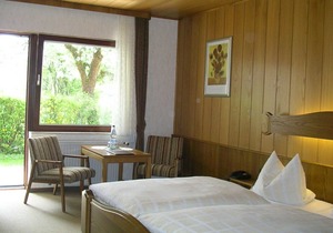 Guest Room 2 - Cafe Best Guest Room