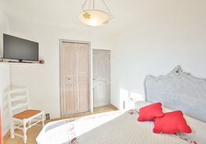 VILLA ROCHE GRISE VI3010 by RIVIERA HOLIDAY HOMES