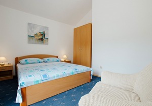Apartments Vrlika (49991-A1) - Trogir