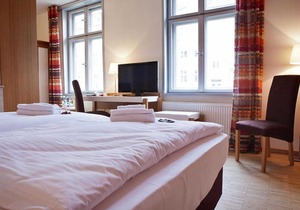 Standard Double Room Villa - Hotel Am Jungfernstieg