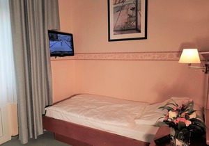 Single room bath or shower / WC - Krupp, Hotel
