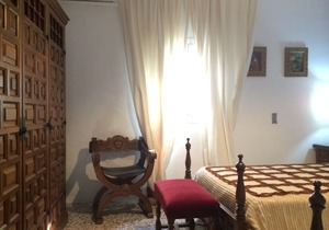 Rural Accommodation Shared Garden of French, Bedroom Blue
