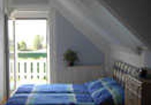 Double Room 1 - Gästehaus Lindenhof - Category 4 suns