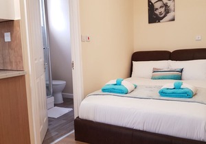 TUii Appart 109, Cleveleys road Holbeck