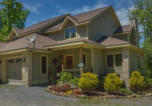Serenity Summit Five-Bedroom Holiday Home