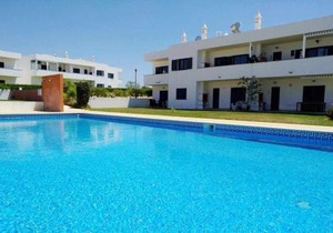 Pool View Apartment by Stay-ici, Algarve Holiday Rental