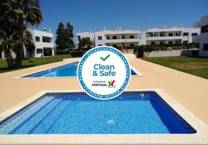 Pool View Apartment by Stay-ici, Algarve Holiday Rental