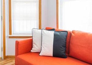 Cozy and Comfy Condo Near Wrigley | Cubs | Logan Square HL1