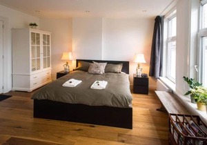 Stunning Amsterdam Center 4 Bedroom, 3 Bathroom Apartment w/ Terrace & Balconies, Sleeps 6, Ref. AMS
