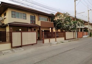 Kim​ banpong